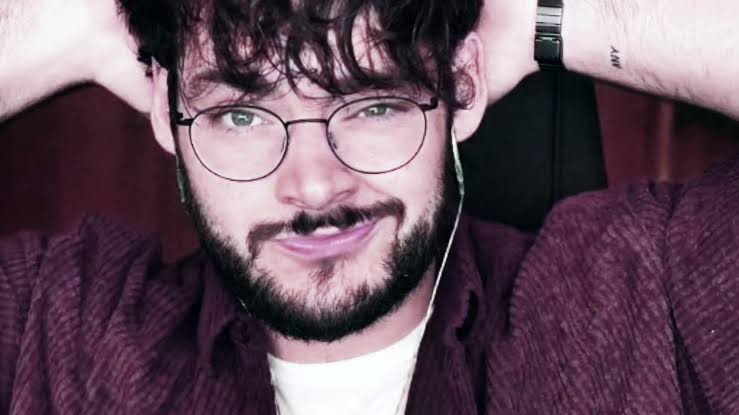 discordess's tweet photo. @JamesMarriottYT I'm in NZ and can't attend the shows :( but will merch store be open to the public? Wanna get a mate to buy me something and ship it over🤘
Chur https://t.co/lPn2XfR8Fd