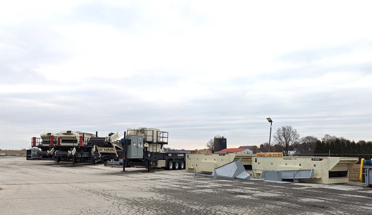 KemperEquipment's tweet photo. When it comes to ensuring your operation stays running, having reliable equipment is non-negotiable. At Kemper Equipment, we stock new and used equipment from the best brands to keep you up and running. Contact us to see what we have in stock today: https://t.co/OSH4zvAwHS https://t.co/VvaRftla1L