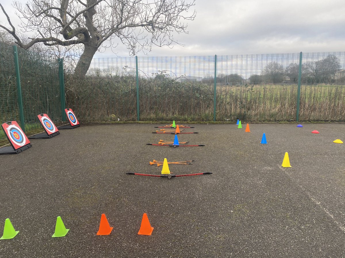 SportsCoolFylde's tweet photo. Does your lunchtime look like this? If it doesnโt, give us a call- 01253 464251 or email emma.w@sportscool.org A very cost effective way to engage your children in sports! #getkidsactive #thisgirlcan #sportscoolfylde #educate #motivate #participate ๐๐๐งก https://t.co/BUdQ5hzT9A