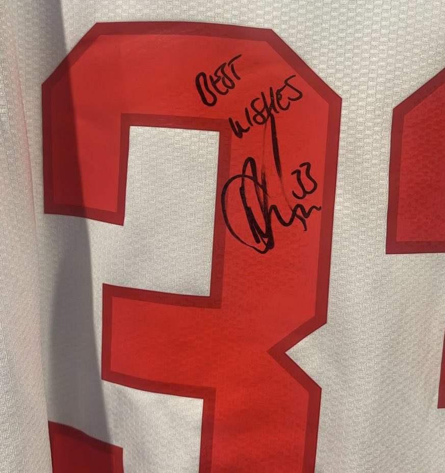 NCL_RedBulls's tweet image. Newcastle Falcons players continue to help raise funds for good causes.

Club captain Callum Chick is taking offers for this signed Dan Burn #NUFC Champions League shirt.

All proceeds go to the @GreatNorthCH.

Bid in this silent auction by messaging @callum_Chick.