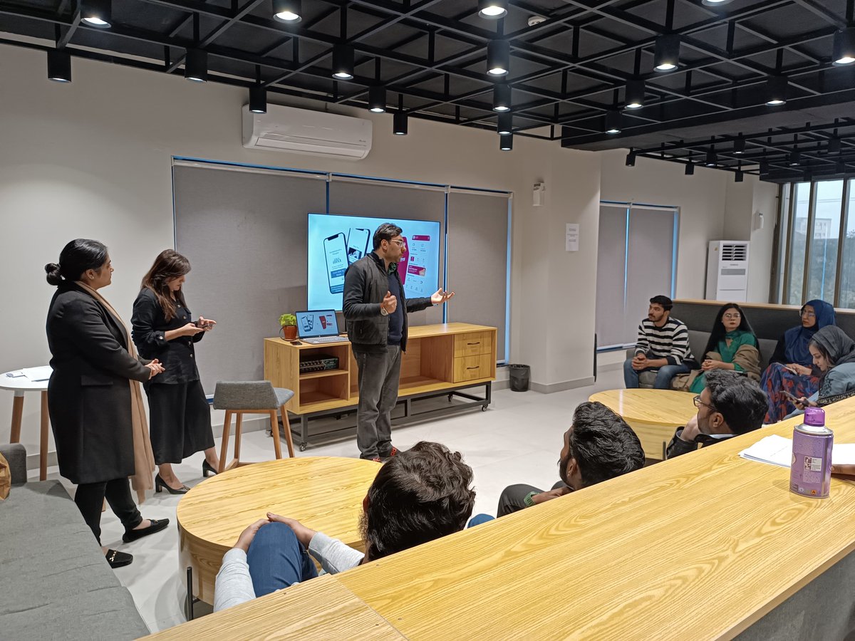 myrestfulmind's tweet photo. Work-Life Balance Workshop was a game-changer! 🚀 We delved into practical strategies, from time management gems to stress-busting techniques. Attendees left empowered and ready to conquer the delicate dance between work and life. Here's to a harmonious future! #WorkLifeBalance https://t.co/mOqX0rkfbz