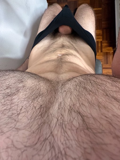 2 pic. Finally gained a few pounds ? https://t.co/V1D4y9P1Su