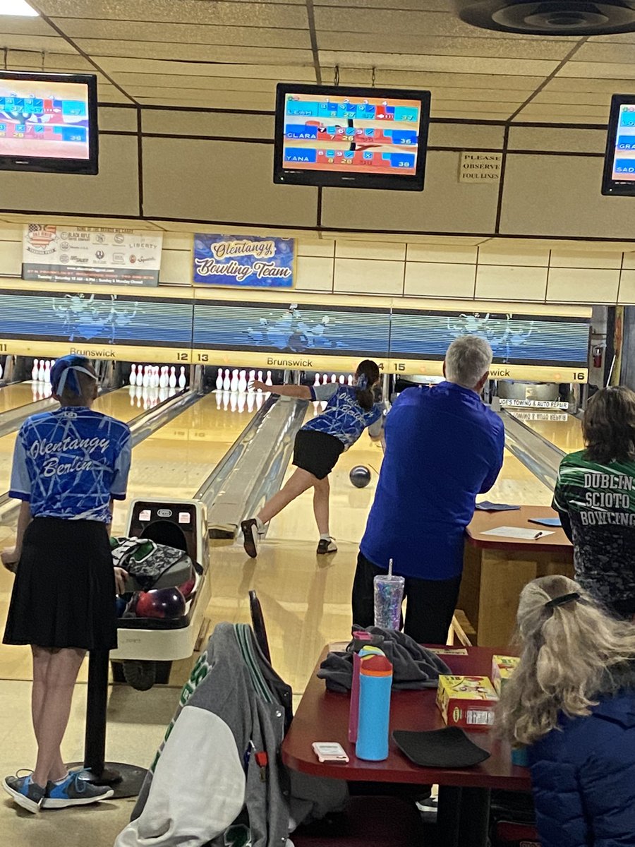 Great way to spend a Thursday afternoon!  CLAWSUP!!
<a href="/BerlinBowling/">Berlin Bowling</a> <a href="/BerlinBearsAD/">Olentangy Berlin High School Athletic Dept</a> <a href="/obhsstudentnews/">Berlin Student Journalism</a> <a href="/ErinBushOBHS/">Erin Bush</a> <a href="/MarkNori71/">Mark Nori</a> <a href="/ClawsUpEnglish/">Keenan Meadows</a> <a href="/MrMarkRoseOBHS/">Mark Rose</a> <a href="/conrad_maria/">Maria Petito Conrad</a> @TeamAlexCbus <a href="/OhioPrincipals/">OASSA</a>