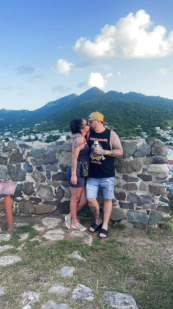 PrincessRiss1's tweet photo. Sint Maarten with my favorite person❤️🌴 https://t.co/K8x9JXmKzT