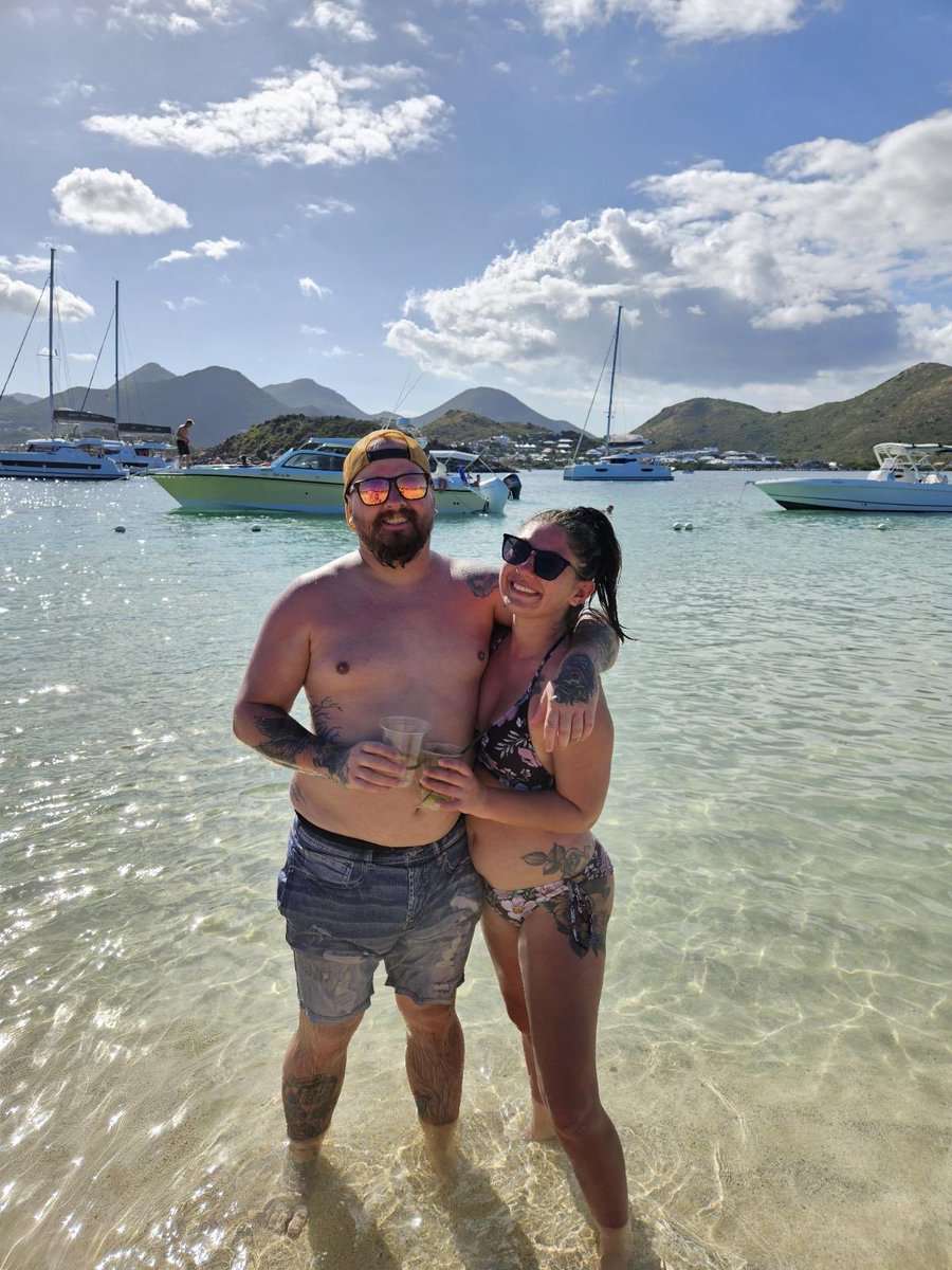 PrincessRiss1's tweet photo. Sint Maarten with my favorite person❤️🌴 https://t.co/K8x9JXmKzT