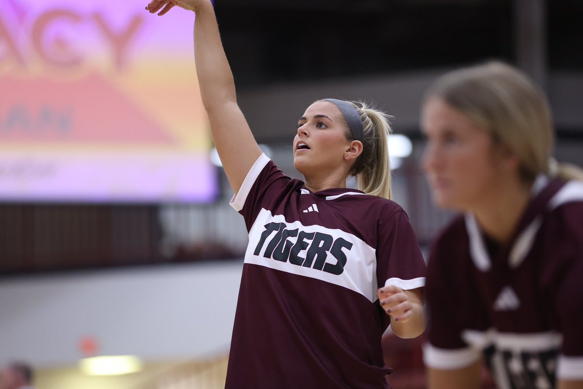 First conference matchup 💪.

📍Williamsburg, Kentucky
🆚 <a href="/Ucwbb/">UC Women's Basketball</a>
⏰ 5:30 p.m. ET
📺 tinyurl.com/2fxwbvsz
📻 tinyurl.com/2ajmmkjr
📊 tinyurl.com/3nvwukr6
#️⃣ #TigerUp