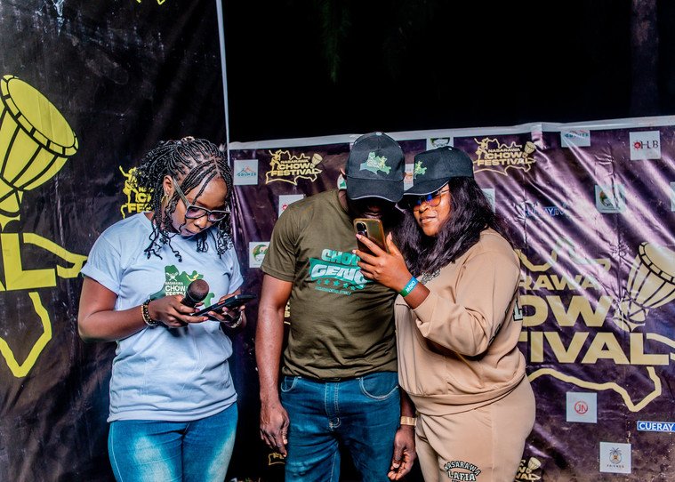 Miz_may's tweet photo. Coming late😉
But I had so much fun @nasarawachowfestival.

I met @peacekpaba  for the first time, and now, we're cooking up something that we'll dish out soon😁 https://t.co/iFQbxQ60gz