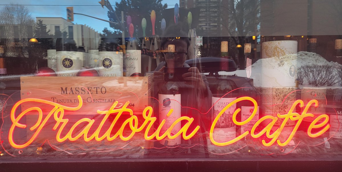 Check out our new sign in the window next time you drive by!

Gives an excuse to pop in for a glass of wine!

See you soon! Open until 10!

#retro #trattoria #vino #wine