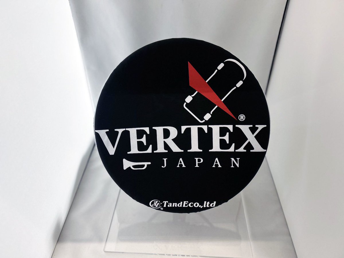 VERTEXSPY's tweet photo. VERTEX STEERING COVER
今まで多くご要望いただいていたステアリングカバーを2タイプ作りました‼️
38φまで対応しておりますので純正ステアリングなどにも取り付け可能です!
東京オートサロンにて先行販売いたします!
#vertex #steering #vertexsteeringwheel
#steeringcover https://t.co/KPhkm19HFP