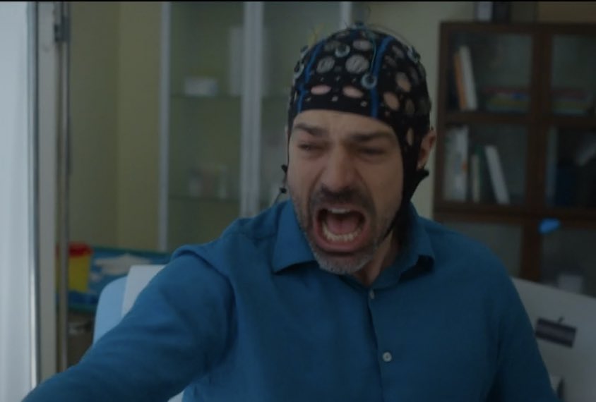 Cinguetterai's tweet photo. Io alla fine di questa stagione di #DocNelleTueMani, quando scoprirò che hanno fatto morire altri 3-4 personaggi

#DocNelleTueMani3 https://t.co/J7jDrbL7iP