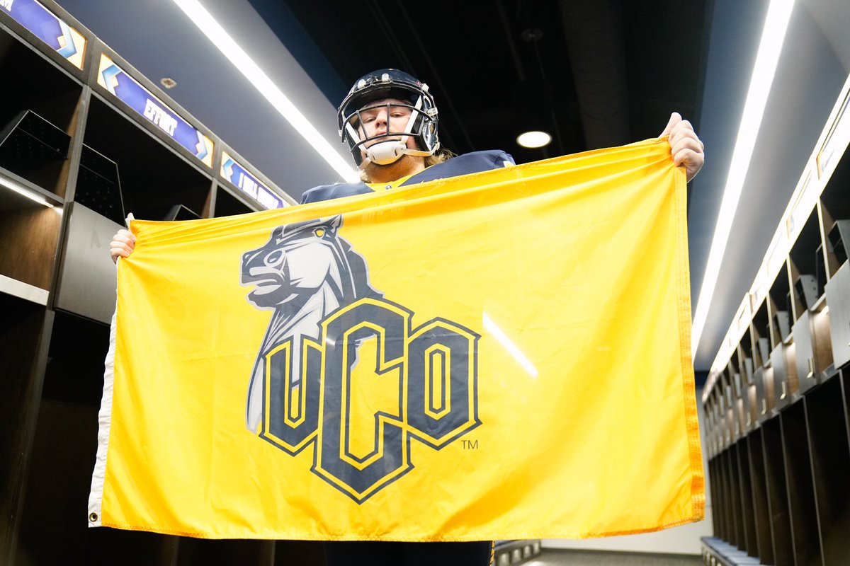 Erik Moller tweet media