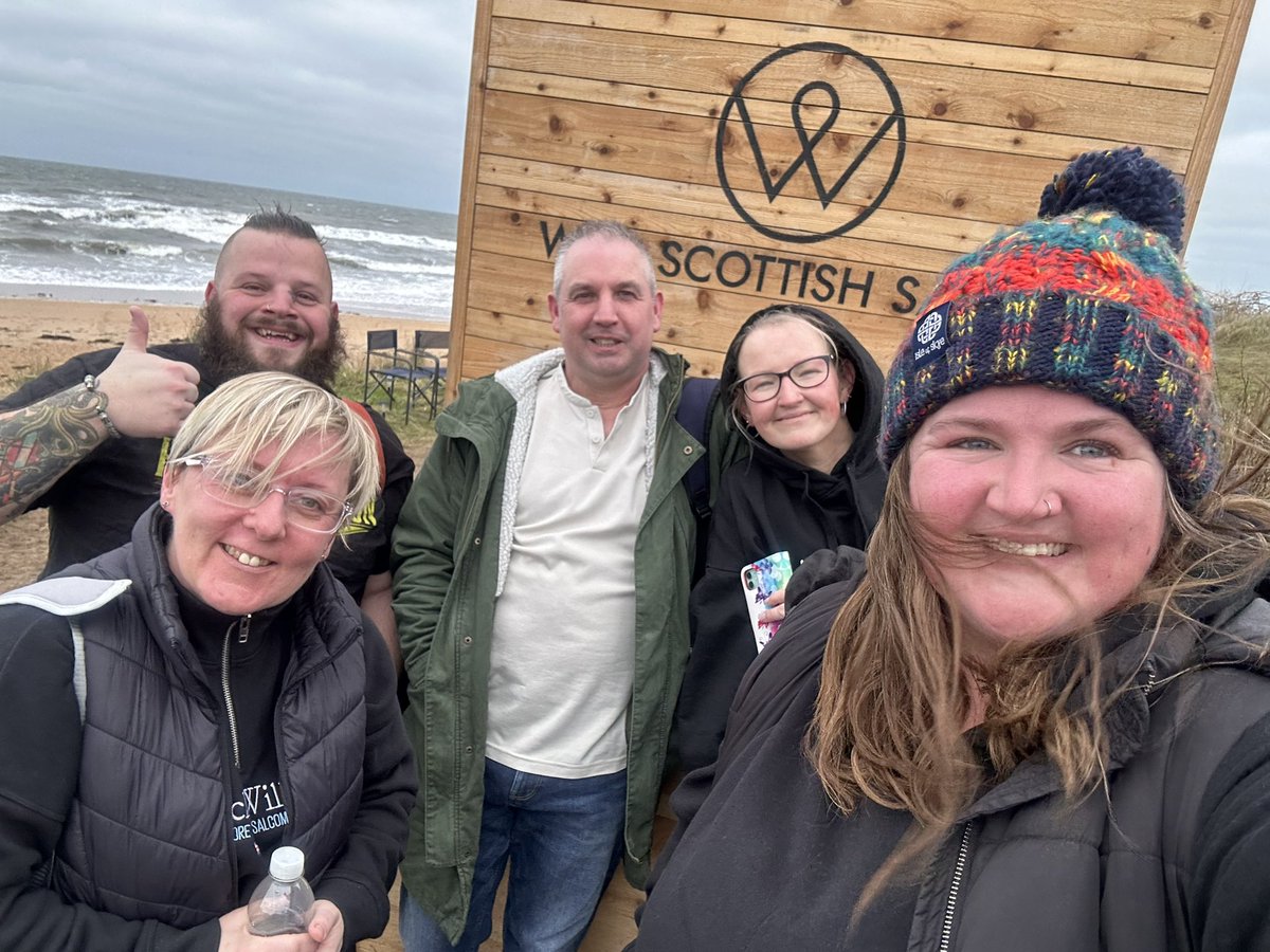 AlyMcKechnie's tweet photo. Incredible day delving into #selfcare wellbeing & reflection. Big shoutout to team #Grateful for embracing new perspectives, their trust & courage in bold steps forward! #journeyinspired @eroddy1 @danceSing4 @margaret_iff https://t.co/RVektRhNcE #WavesOfWellness #CareRipples 🌊💙 https://t.co/Z6ksceXGyc
