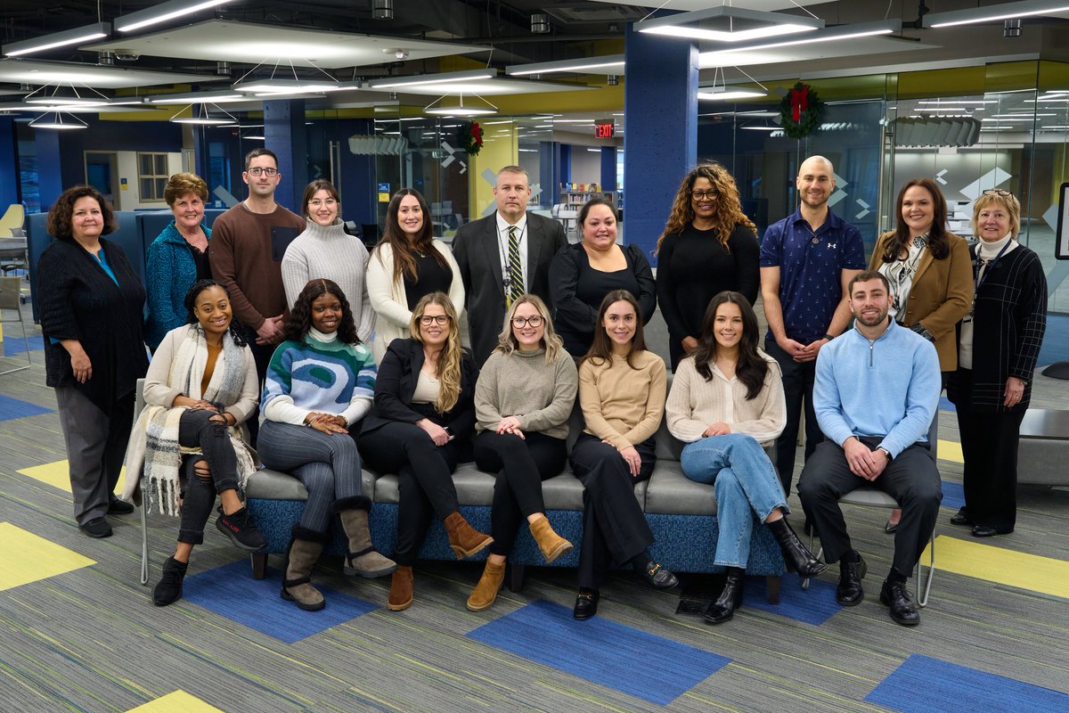 Welcome! The first cohort of students in the La Salle School of Nursing and Health Sciences post BSN to DNP nurse anesthesia program began the standalone program this week. Learn more lasalle.edu/news/la-salles…  #BeKnownForMore #nursing