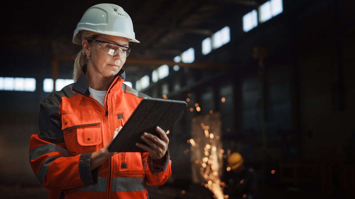 3 Challenges &amp; 3 Benefits of Telematics: Systems must be efficient to navigate and more effective for contractors to proactively manage and maintain their fleets. Learn more from this <a href="/JLG_Industries/">JLG Industries</a> article >> bit.ly/47Gz1jE | <a href="/4ConstructnPros/">For Construction Pros</a>