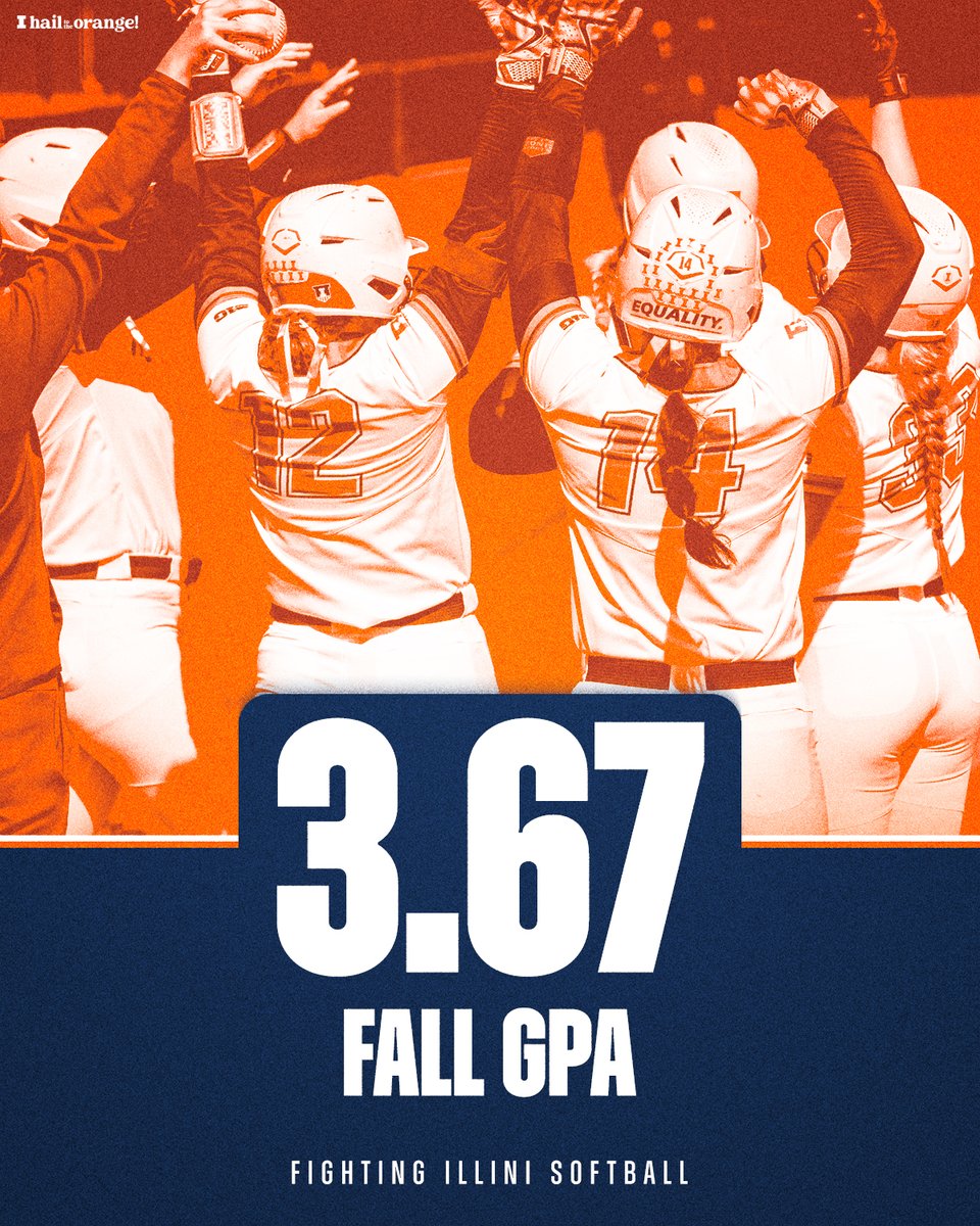Working hard on the field and in the classroom! 💪 📚 #Illini | #HTTO
