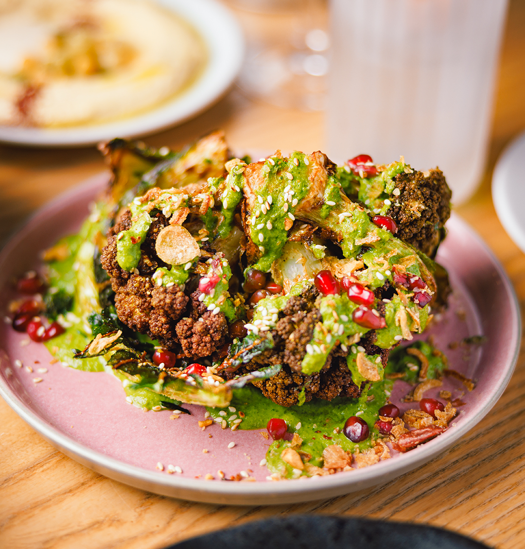 ldn_amber's tweet photo. Cauliflower is a gift to all vegans and Veganuary participants out there. Deep fried golden perfection to bring out its natural sweetness and topped with pomegranate seeds, dukkah, green tahini, and crispy shallots to create the perfect dish. 🌱👌 #FriedCauliflower #Veganuary https://t.co/udsl47fzFR