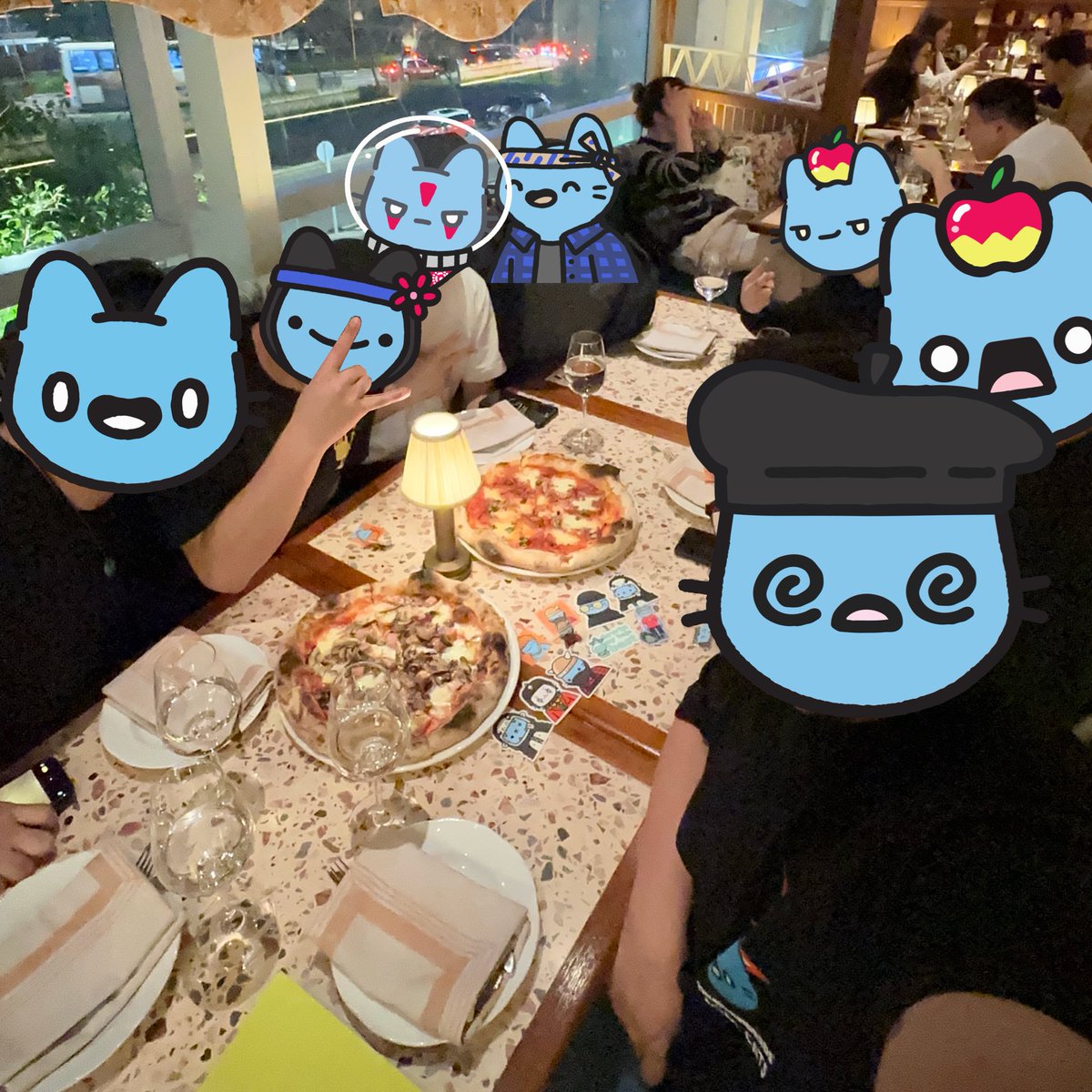 coolcatshk's tweet photo. The first @coolcatshk meetup of 2024 was one to remember — with special guest @mervxxgotti visiting from Canada!

After a lovely dinner, we also headed over to the AIA Carnival for some fun &amp; games with tickets courtesy of @TheSandboxGame. Thank you so much! 😸 https://t.co/VDx1UMFFzX