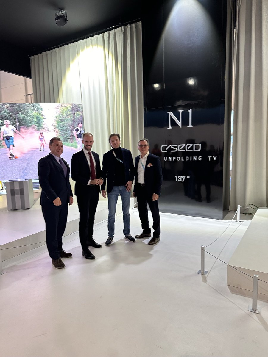 MichaelPostl's tweet photo. Visiting Austrian companies @CES together with @FTursky & @Austria_in_US
#avl_list #Magna #CSEED #ai_capito
#AdvantageAustria #RefocusAustria https://t.co/JwtosdOaLF