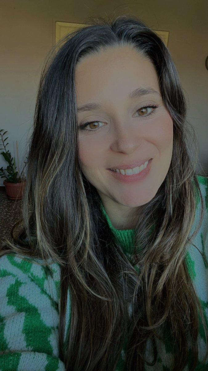 Jenniferbrett's tweet photo. 💚💚💚 https://t.co/8FpoJlIlnk
