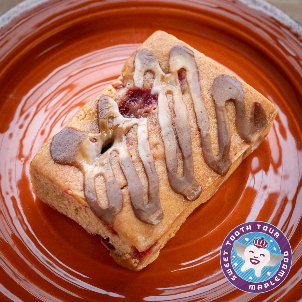 Hold the syrup! Great Harvest Bread Company's strawberry pancake blondie is delicious on its own. Sample this sweet treat at the Maplewood Sweet Tooth Tour on January 27th. Tickets are available at loom.ly/19hzwNU #EnjoyMaplewood #SupportLocal #MaplewoodSweetToothTour