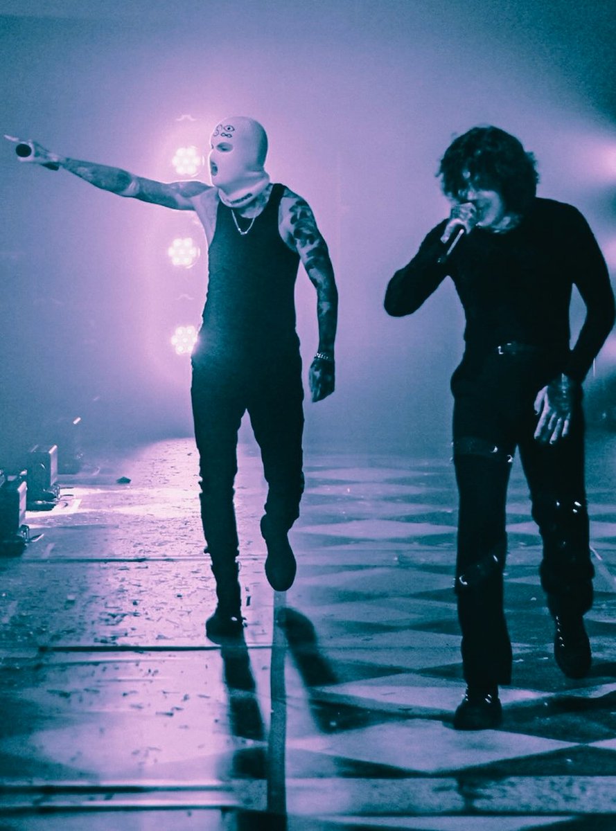 daily_sykes's tweet photo. Oli + Noah Sebastian ❤️‍🔥 https://t.co/ht2koISMYS