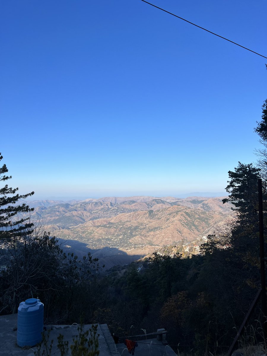 fitsbyaf's tweet photo. More from the North of Pakistan, cause you guys been loving it  🇵🇰 https://t.co/HNG19EXSs0