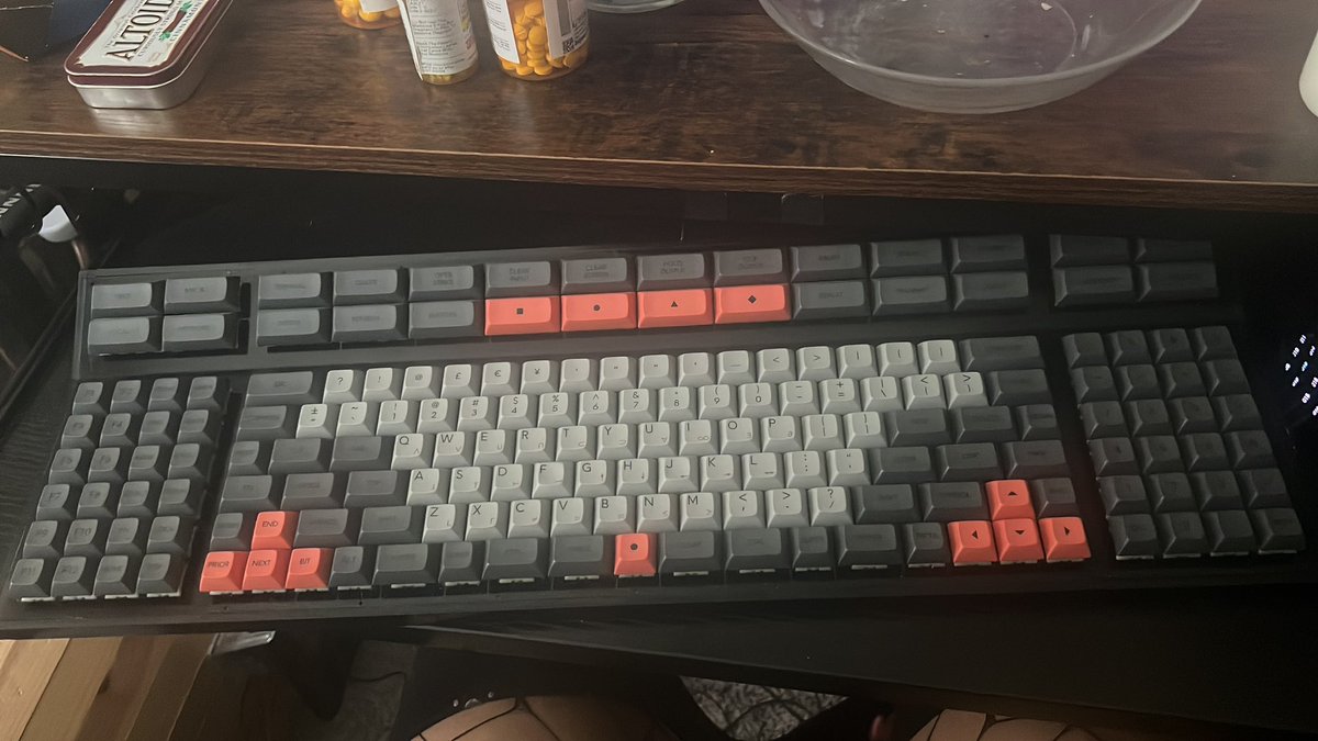 TheJosTurner's tweet image. Repost to instantly obliterate a 60% “keyboard” user