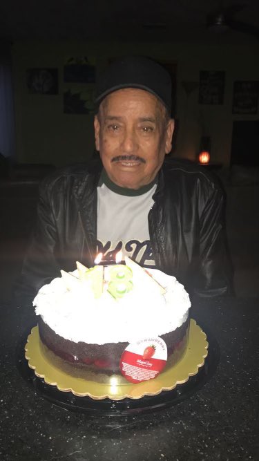 flyprettyperla's tweet photo. Feliz Cumpleanos Papito! #myfirstlove https://t.co/Sp46AKyWoA