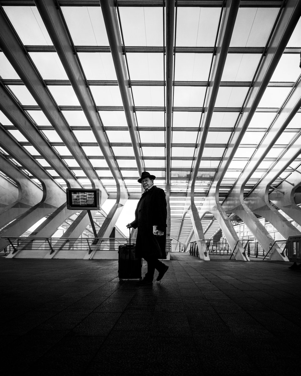 🤩Een prachtige foto van deze reiziger! 💥De foto heeft een mooi perspectief en de lijnen in beeld zorgen voor een sterke compositie.📸
Gefeliciteerd bulke met deze Foto van de Dag!🏆

Bekijk meer mooie foto's op: zoom.nl/profiel/bulke