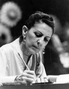 Ella es #CeliaUnaFlor, y es- en presente- una mujer insuperable!!! Para todos los humildes, y los que aman la justicia social, #CeliaVive