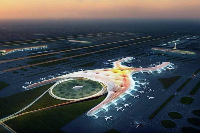 EmilioVallejoRL's tweet photo. A 8 meses de finalizar el sexenio y @lopezobrador_ JAMÁS presentó pruebas de corrupción en la construcción del Nuevo Aeropuerto Internacional de la Ciudad de México en Texcoco.

Lo canceló debido a que los contratos ya estaban blindados y sus hijos no podrían enriquecerse a lo bestia mediante tráfico de influencias y coyotaje, tal y como lo han hecho con el AIFA, Dos Bocas y el Tren Maya.

Hoy tendríamos un HUB aeroportuario de clase mundial, pero a 30 millones les ganó el deseo de dinero fácil y le dieron cheque en blanco a un psicópata para destruir el país.

@XochitlGalvez es garantía de reanudar la magna obra.
