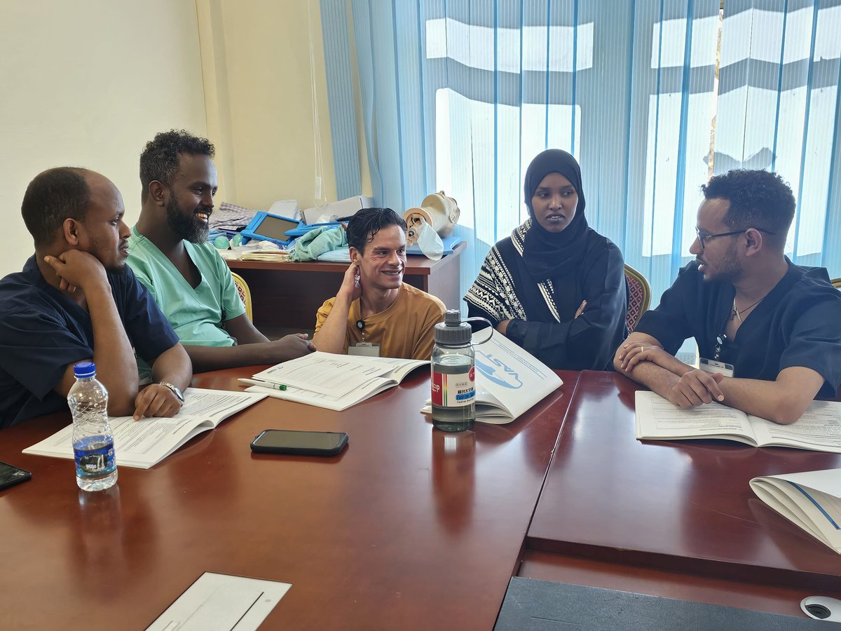 Mubarak_Mohme's tweet image. Day 1 #VastCourse inHarar feeling  so privilege to attend my first course in #HararEthiopia . Thank you to #VastCourseteam to invited me @VASTLearning @AdamMossenson @edubya22 @RwibukaG  @SANSOMforSL_org @SafeKrna