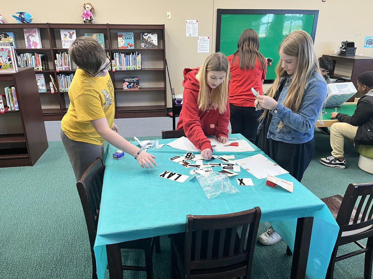 bristowlibrary's tweet photo. There is a lot of synergizing going on in the library today! 6th grade is having a lot of fun in their STEAM Stations. @bristowelem @TheLeaderinMe https://t.co/AmvyONeA92