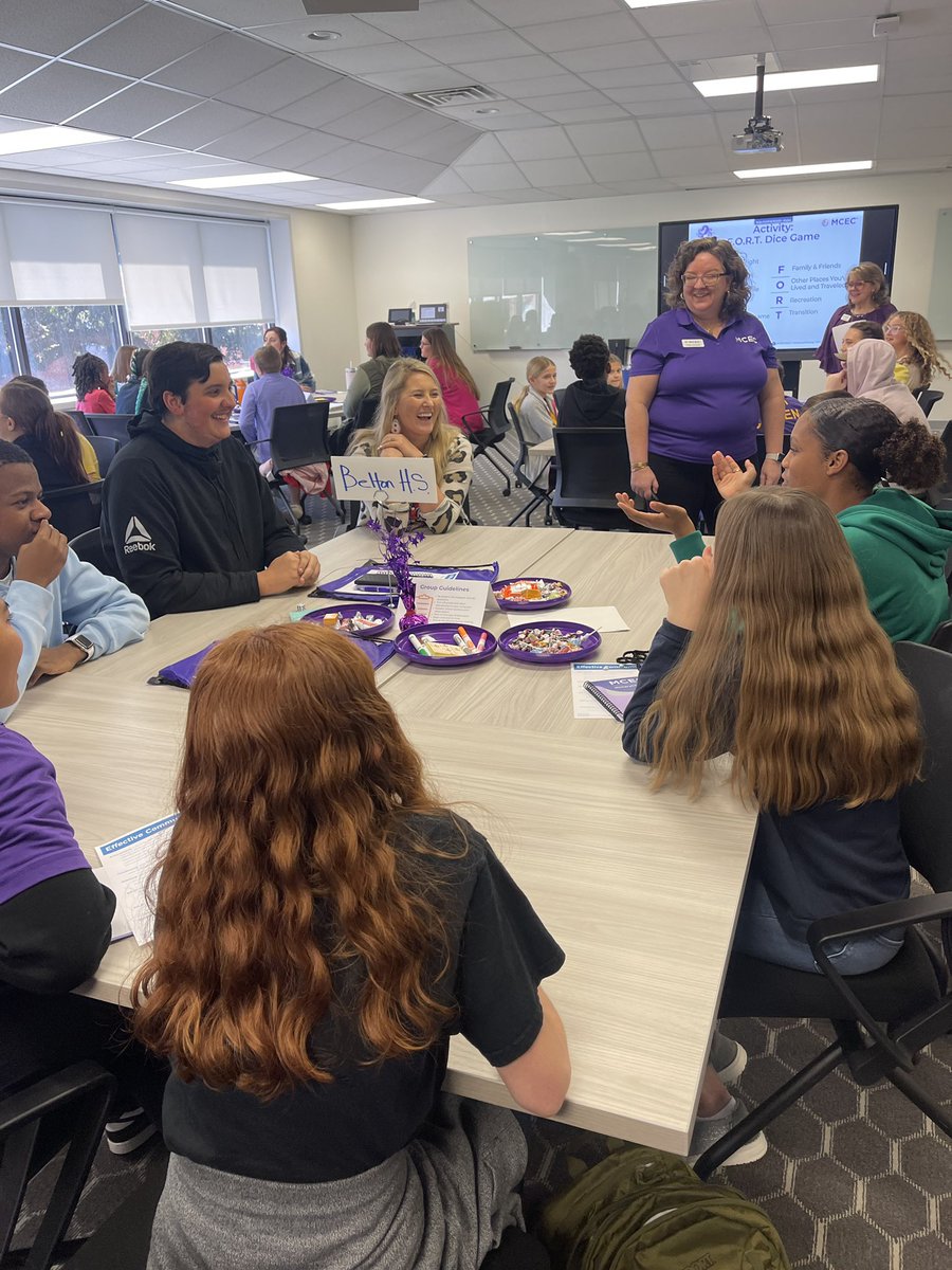cfspearman's tweet photo. Our students are practicing the skills needed to be great youth ambassadors for our military connected students! #leadership #communication #teeamwork #culture #bisd https://t.co/mqdesdDInV
