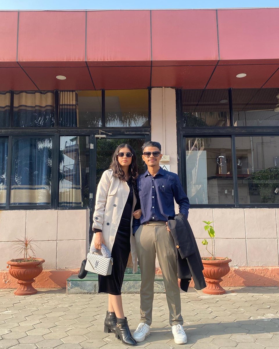 UjjwalReezal's tweet photo. Stepping into the next chapter with dance partners(Sisters) in crime❤️. Senior shenanigans in full swing!🔥
#HeavyHeavy #fyaste #Nepal https://t.co/Toe8uxafyt