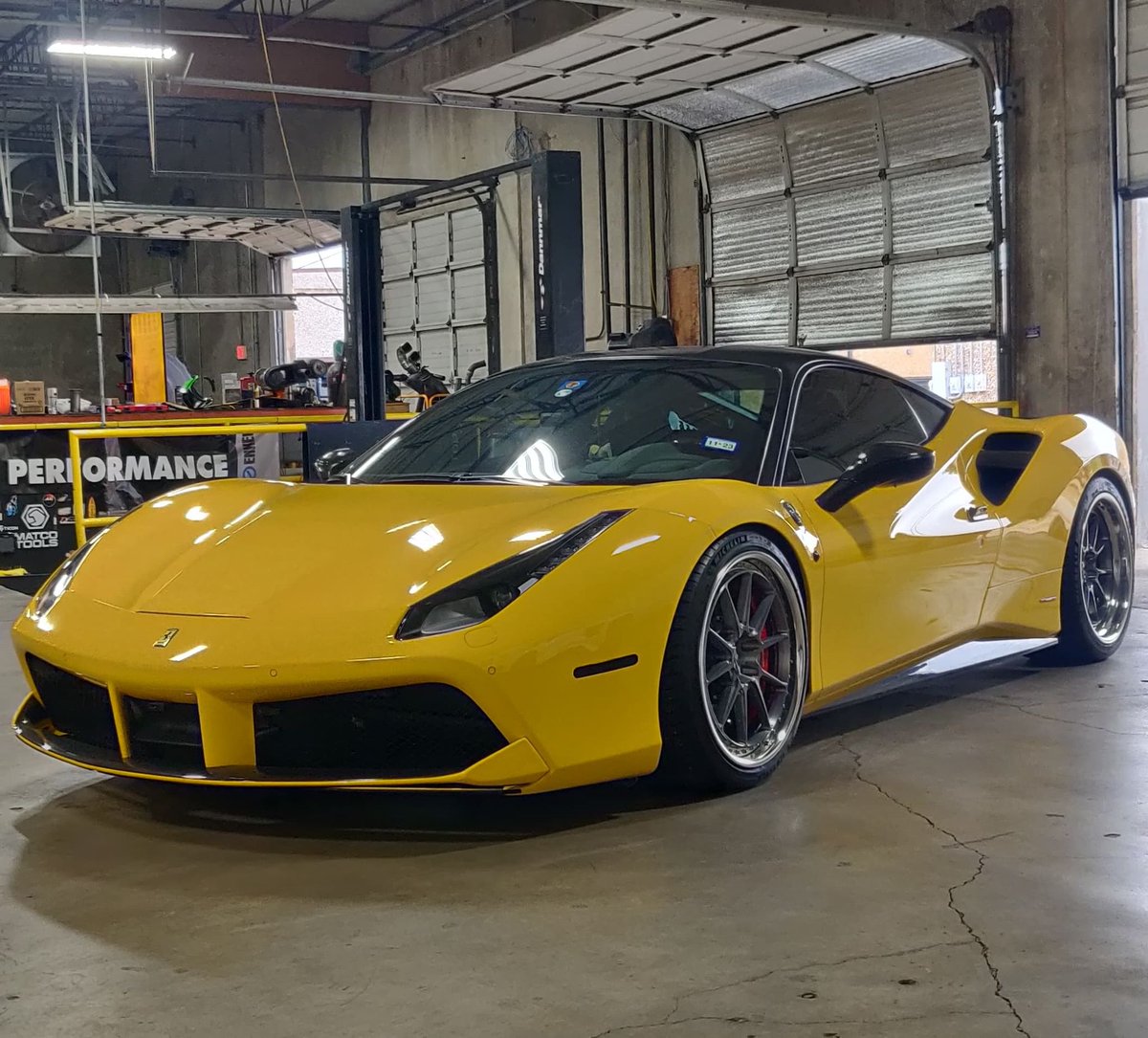 TopSpeedPro1's tweet photo. The Top Speed Ferrari F488 GTB 2016-2020 Adaptive Valvetronic Stainless Steel Exhaust + Carbon Fiber Tips is like a work of art! https://t.co/Ysr3jszapi
