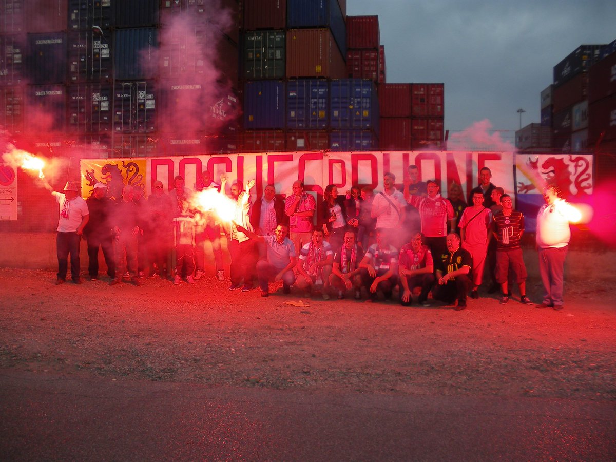 Le compte officiel des Dogues Du Rhône (DDR) débarque sur Twitter🐦! Groupe de supporter du <a href="/losclive/">LOSC</a> depuis 2000.
N’hésitez pas à partager le compte pour plus de visibilité et de nous contacter ! ✨