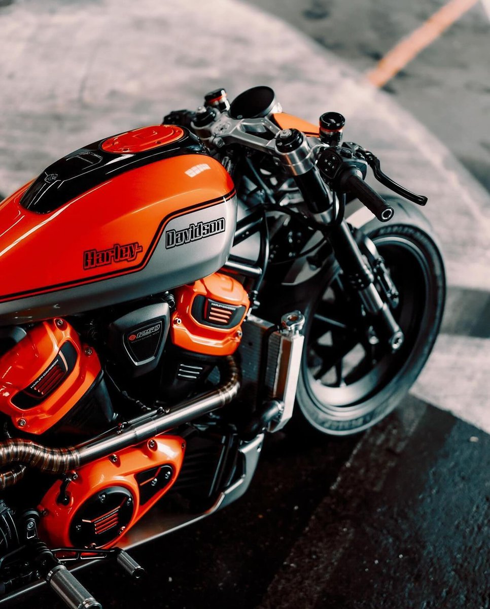 HDofGlendale's tweet photo. 2023 Harley Davidson Sportster S ๐ค๐ผ๐ค๐ผ๐ค๐ผ
#GlendaleHarley #BiggestFastest #HarleyDavidson
๐ท: @thepowerbrick https://t.co/8u9KxJKzEr