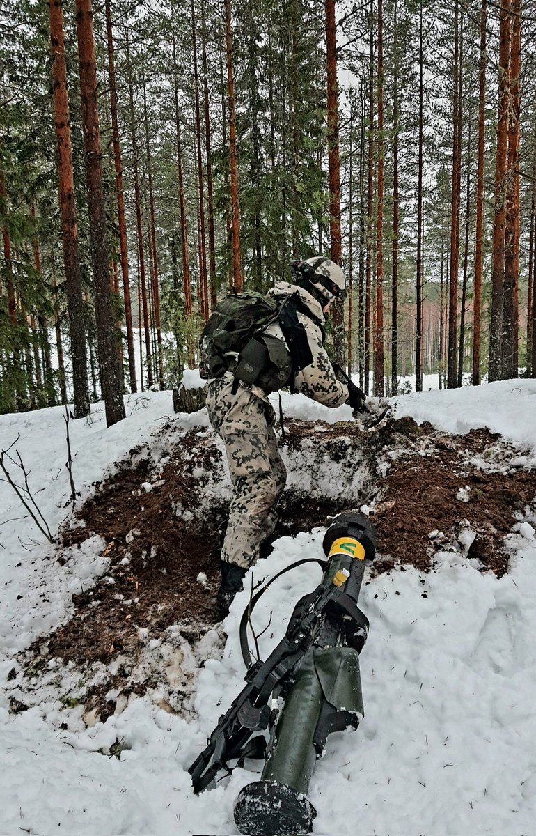 Maavoimien komentaja tweet media