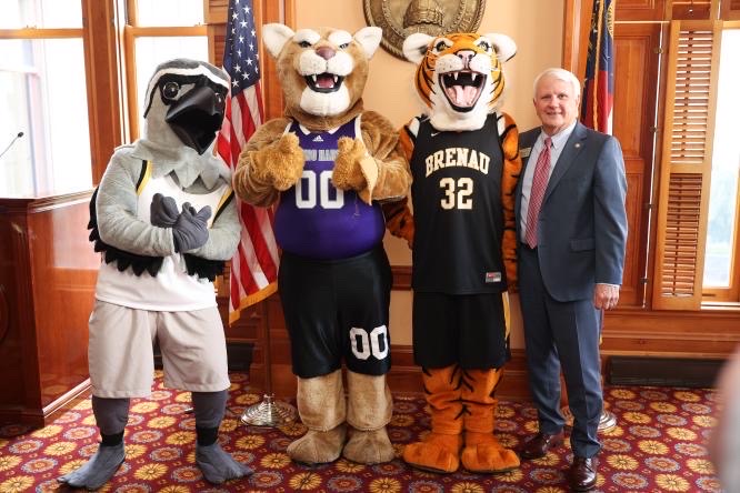 Oglethorpe University tweet media