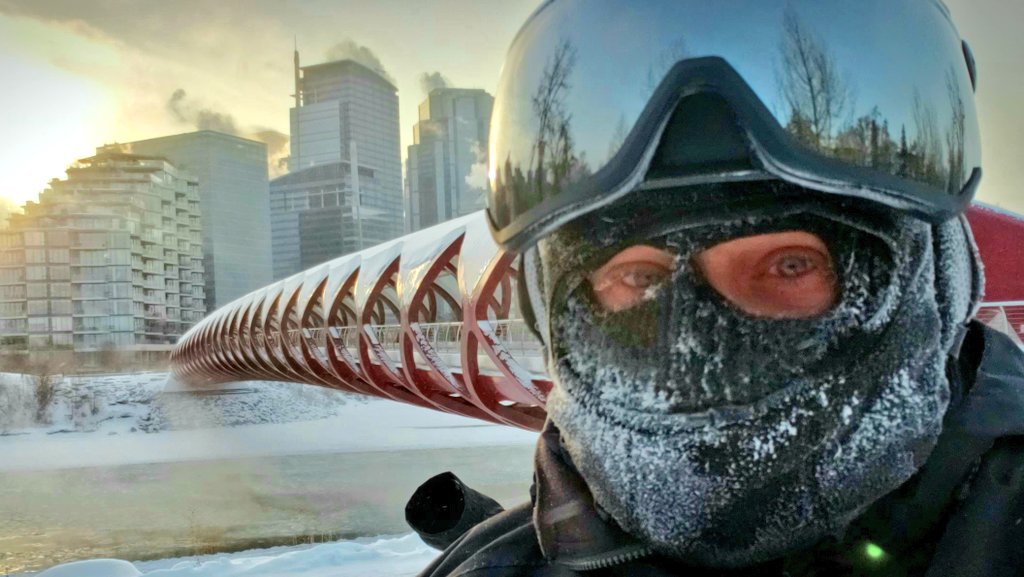 TheCritninja's tweet photo. overdressed again
...glad i had the e-bike...frozen brakes dragging hard...decided dragging a foot on decents was a better speed control method #tripodding #yycbike
also saw quite a few others riding π€ https://t.co/KIhJsOvQwk