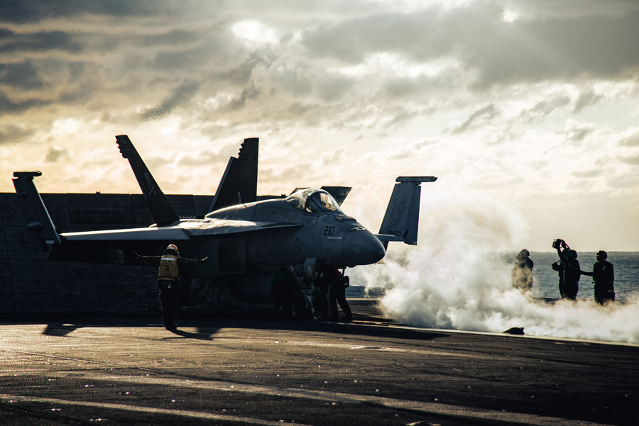 #photooftheday 
aerotechnews.com/photoarchive/ 
An F/A-18E/F Super Hornet from Strike Fighter Squadron (VFA) 103 prepares to take off from the flight deck of the the Nimitz-class aircraft carrier USS George Washington (CVN 73) during flight operations in the Atlantic Ocean ...
