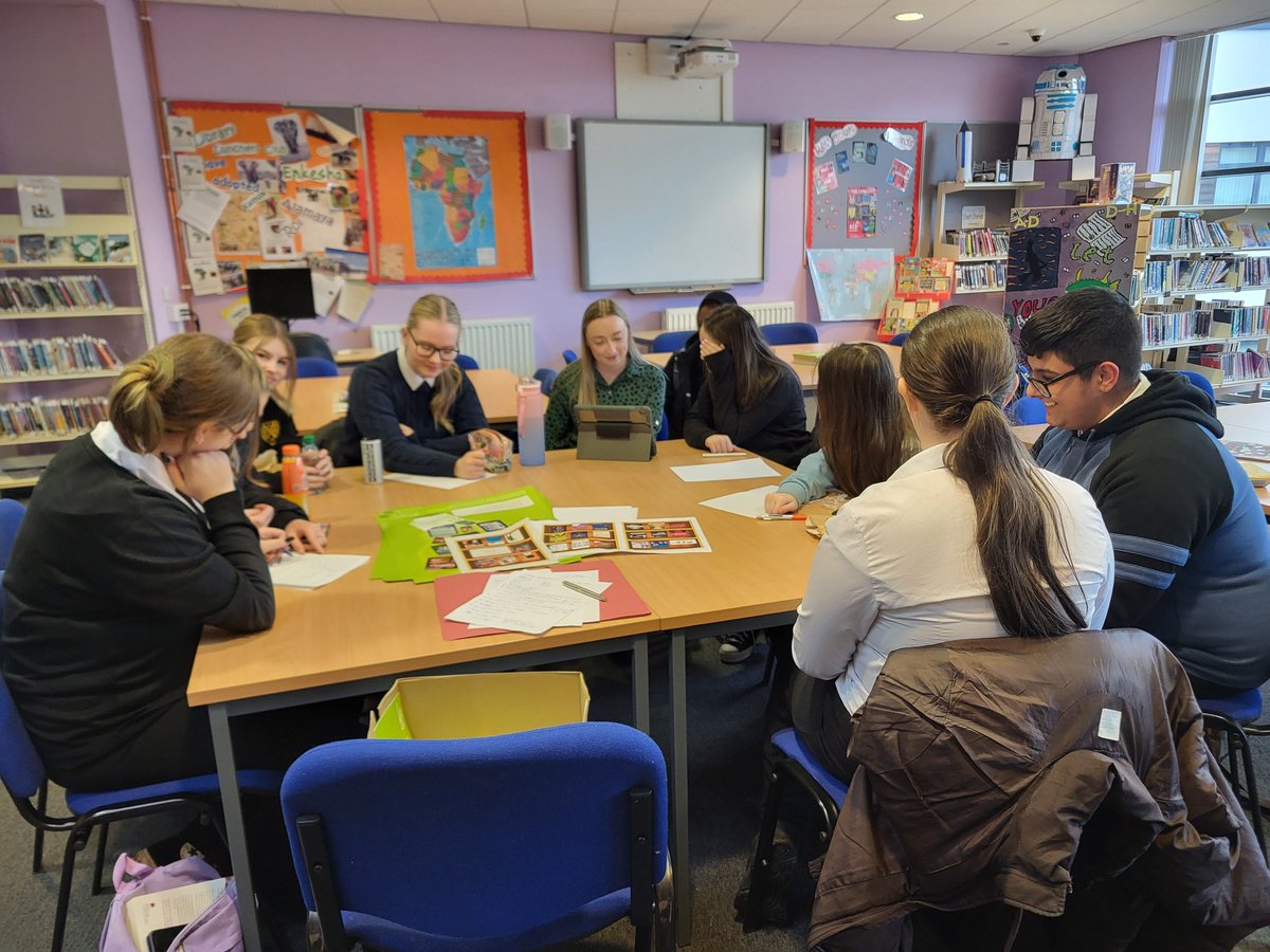 Literacy ambassadors  meeting today. Such enthusiasm and great ideas flowing! 👏🏽👏🏽👏🏽