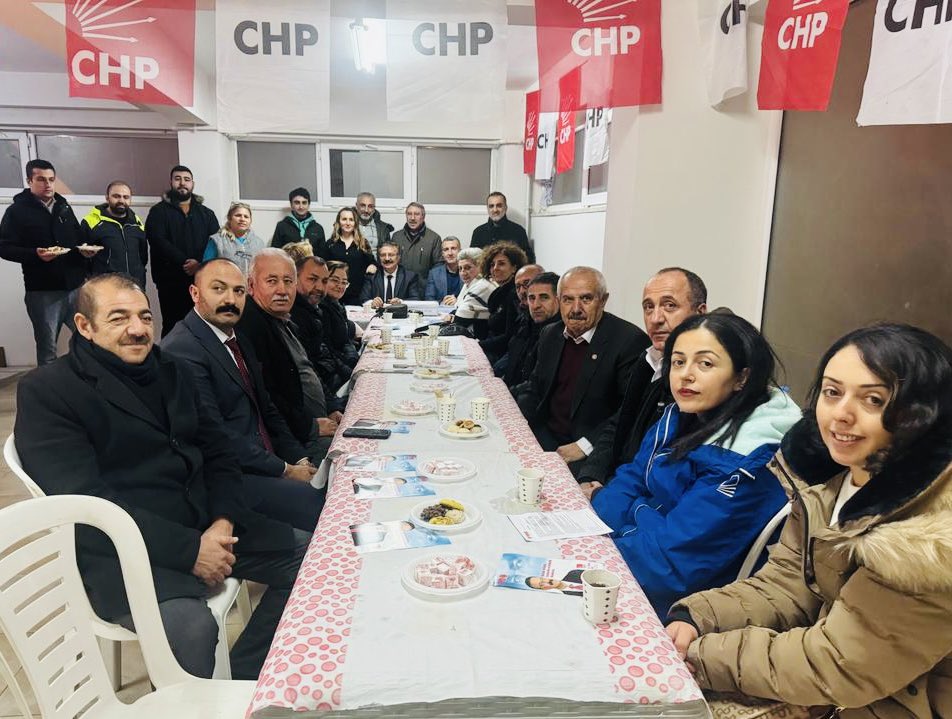 a_cerol's tweet photo. Fındıklı Mahallesi’nde bulunan Temsilciliğimizi ziyarette bulunduk. 
Bizlere yakın ilgi gösteren Mahalle birim başkanımız Birol Ancu'ya ve üyelerimize teşekkür ederiz.
#BirlikteBaşaracağız https://t.co/5GsUZY6qFa