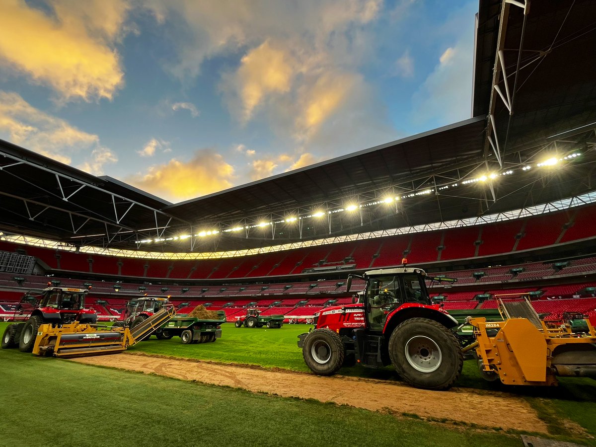 karl_standley's tweet photo. Start of 2024; 
Removal of the 2023 HT Pro after a colossal end of season company day schedule. Then onto the Hybrid Stitch removal which we’ve hidden under the carpet over the last few years. It’s not been ideal having both systems together, but we’ve made it work and now time for removal.
