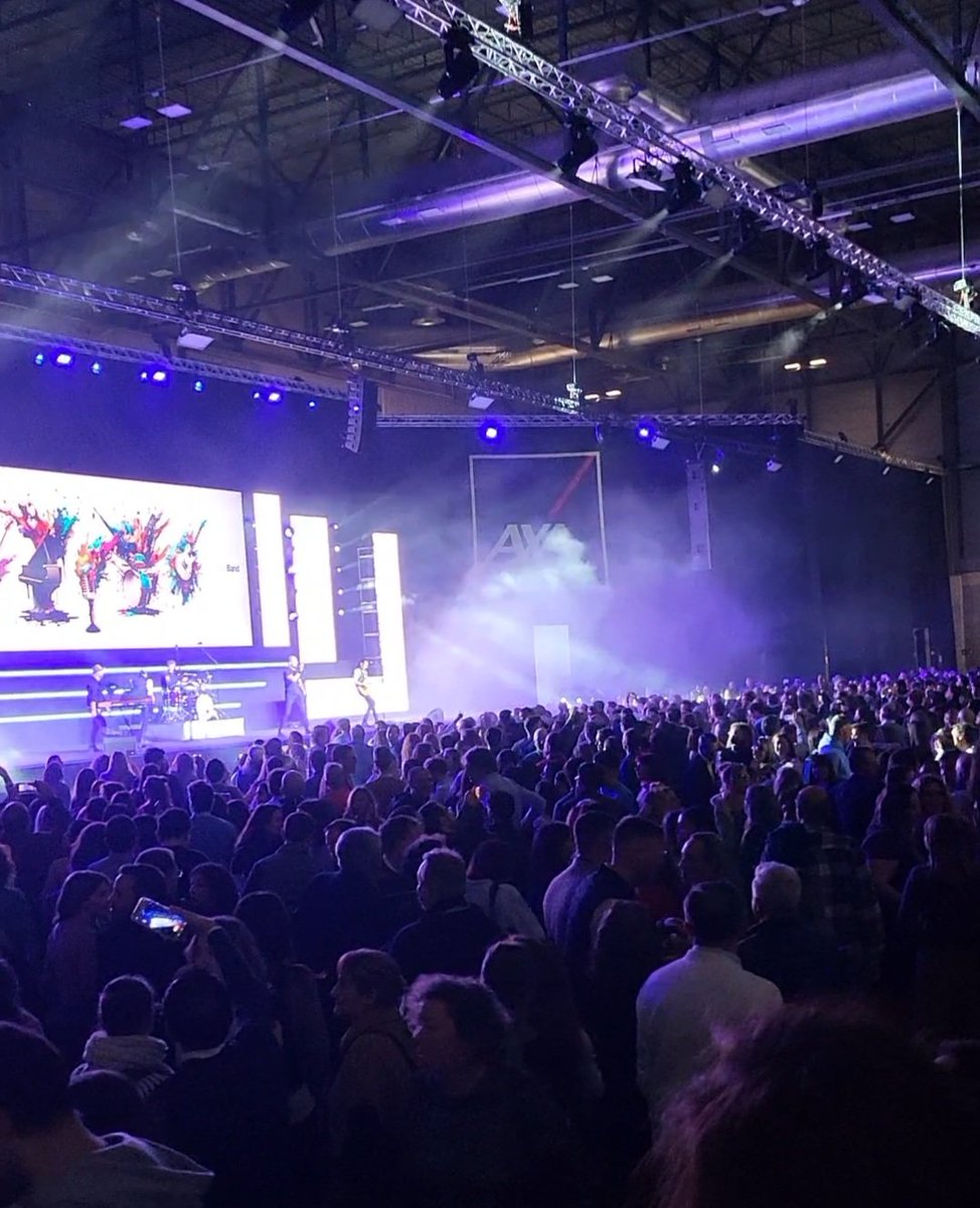 Arrancamos el año con "CONFIANZA, OPTIMISMO E ILUSION" para conseguir los  retos del 2024, Juntos somos mas fuertes 💪💪💪
Nuestro lema: Al pasado respeto, al presente compromiso y al futuro ilusion!!!!
El mensaje ha calado!!!