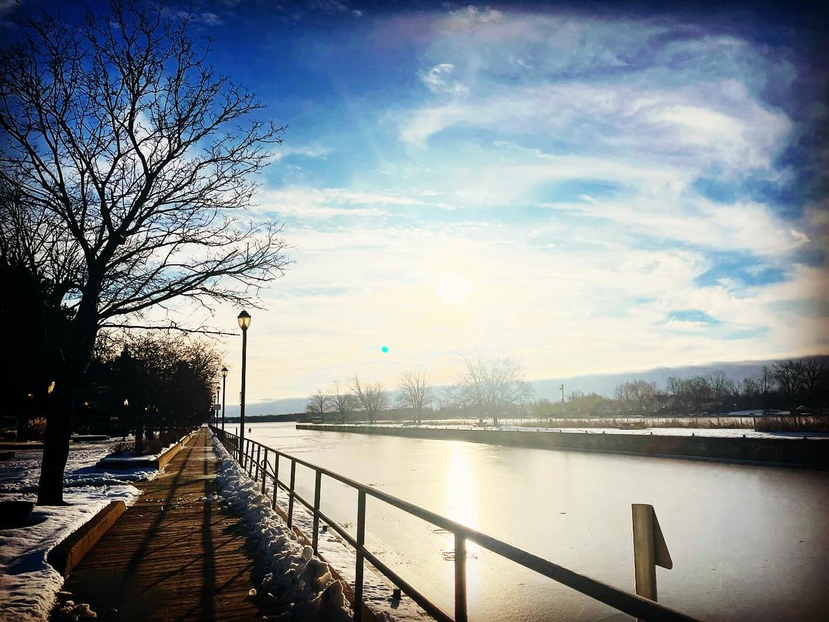 tebovision's tweet photo. #RunningTrails #TrailRunning #NatureRun #RunInspiration #HealthyLifestyle #FitnessMotivation #RunningGoals #52AndFit #FitnessJourney #ActiveLifestyle #FitOver50 #OutdoorFitness #RunningCommunity #FitnessAdventure #NatureLover #RunEverywhere https://t.co/4r0Vr1QaTg