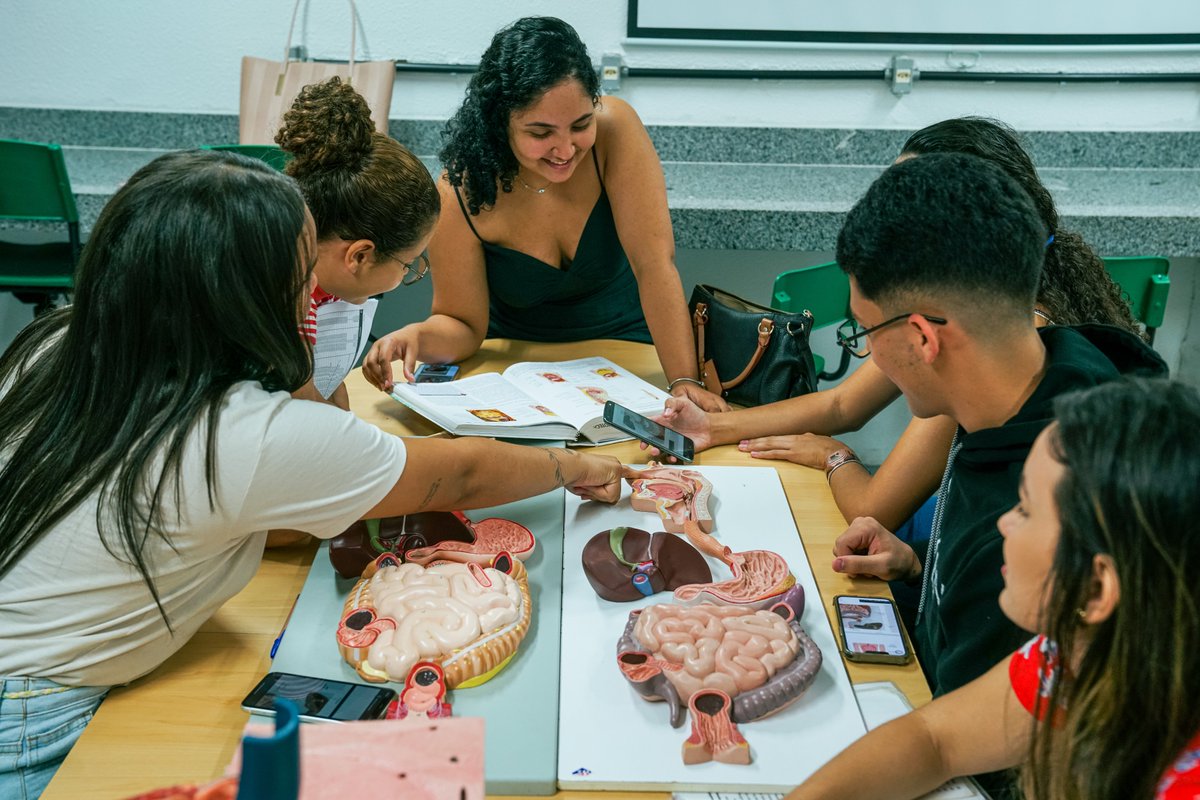 faculdadefps's tweet photo. Eita como vocês fazem falta no meu cotidiano. 🥹💚 https://t.co/4AlIDpRNa6