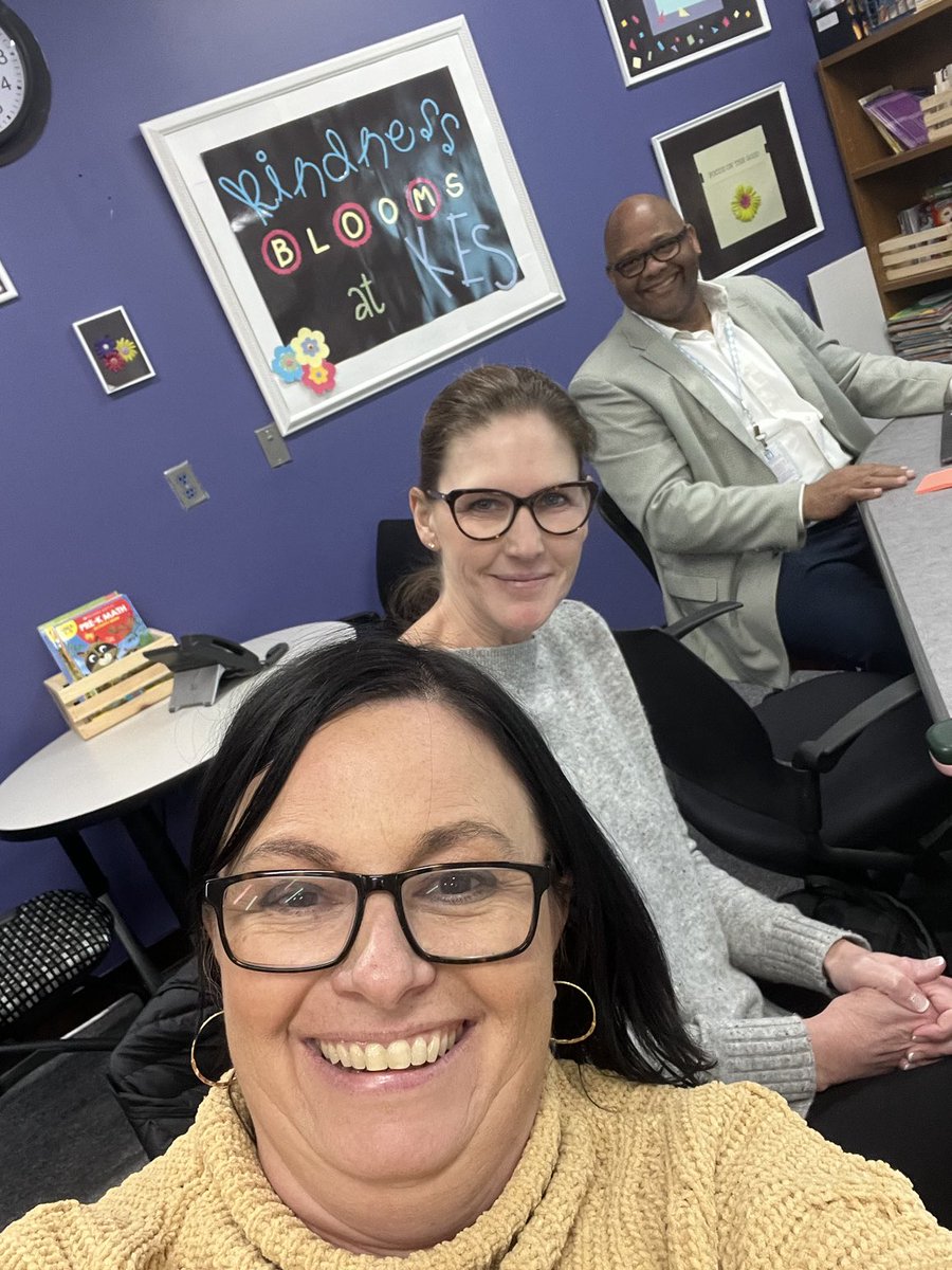 ZES_Principal's tweet photo. Collaborating with awesome Eastern Area principals to create positive learning conditions for all schools.   ⁦@BeaverdamES⁩ ⁦@ZebulonMagnetES⁩ ⁦@KESPrincipal⁩ https://t.co/PKNcTauXOq