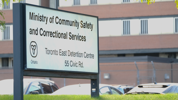 CP24's tweet photo. Man's gun charge tossed after 'disturbing' cover-up of excessive force by Toronto jail guards: court https://t.co/ieBUbHWAGl https://t.co/tQzC9xPtRi